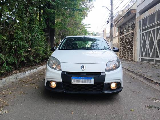 RENAULT SANDERO 1.6 GT LINE LIMITED FLEX 4P MANUAL